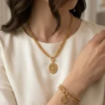 Conjunto Nossa Senhora dourado